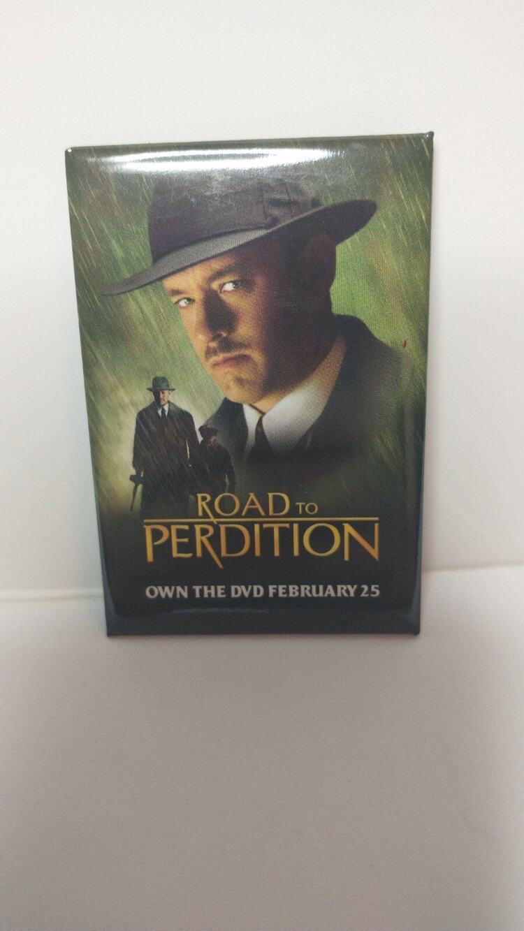 Road to Perdition DVD Movie Promo Pinback Button Tom Hanks Collectible